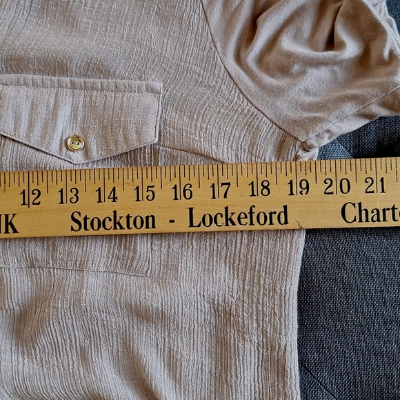 PerSeption Concepts Button Down Tan Top Large Short Sleeve - Picture 4 of 6
